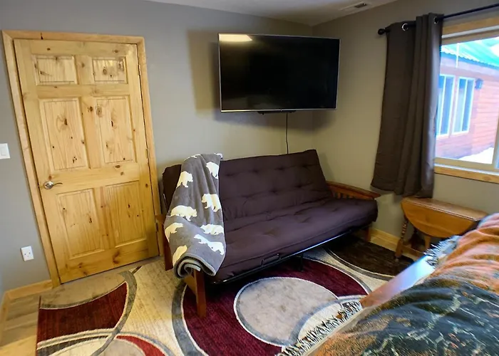 Holiday home W/ Hot Tub, Sauna & Pool Table! Centennial